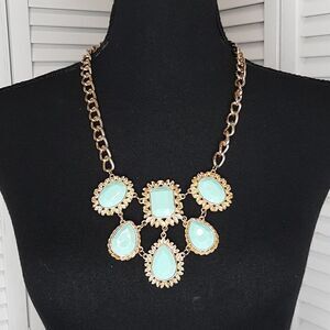 Fashion Minty Green and Gold Statement Necklace